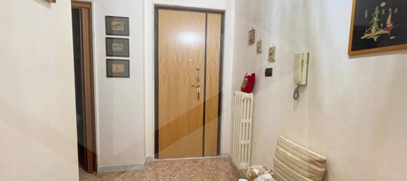 Квартира с 2 спальнями в Бари, Италия № 21790 8