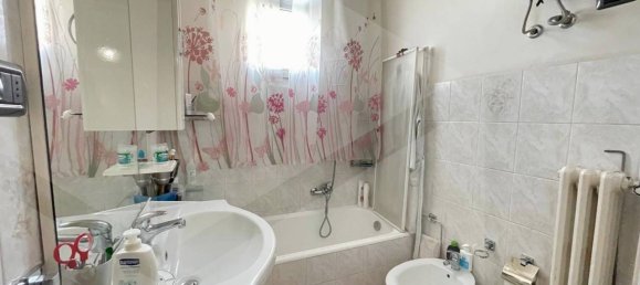 Квартира с 2 спальнями в Бари, Италия № 21790 14