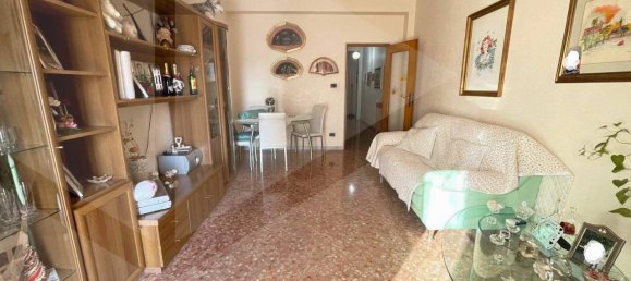 Квартира с 2 спальнями в Бари, Италия № 21790 10