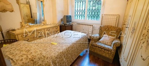 3 rooms Apartment in Genoa, Italy No. 35878 16