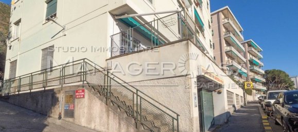 3 rooms Apartment in Genoa, Italy No. 35878 25