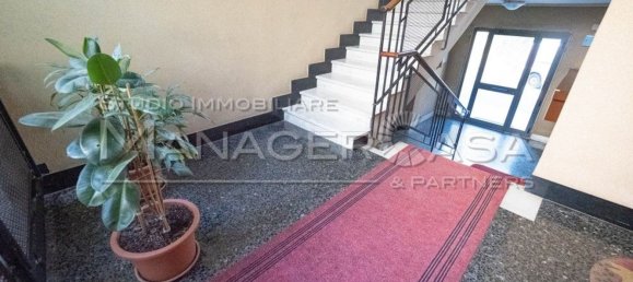 3 rooms Apartment in Genoa, Italy No. 35878 18