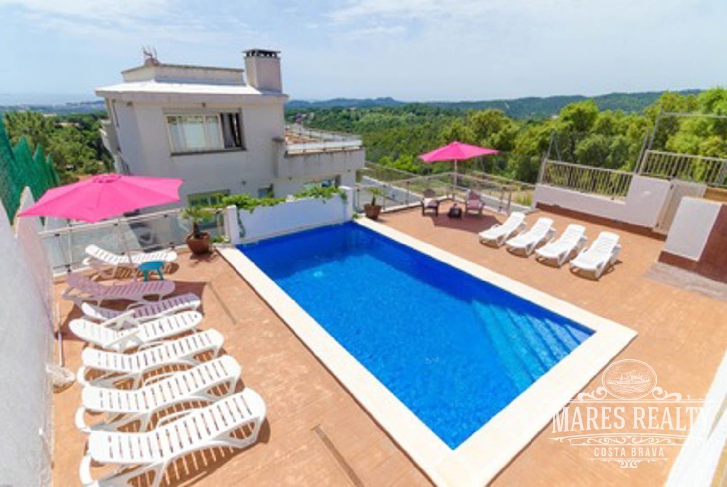 6 bedrooms Villa in Lloret de Mar, Spain No. 11272