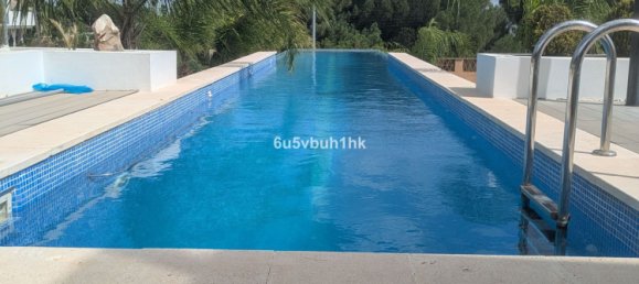 5 bedrooms Townhouse in Alhaurin de la Torre, Spain No. 135004 49