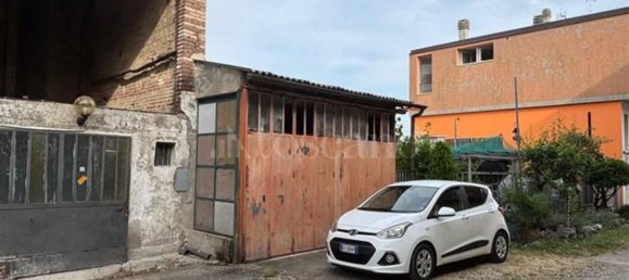 Apartamento de 2 habitaciónes en Legnano, Italy No. 331504 14
