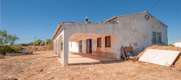 2 bedrooms House in Portimao, Portugal No. 37641 3