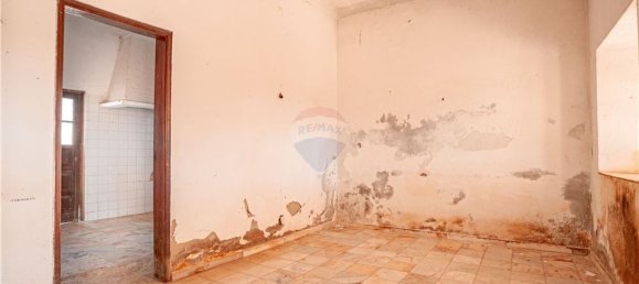 2 bedrooms House in Portimao, Portugal No. 37641 6