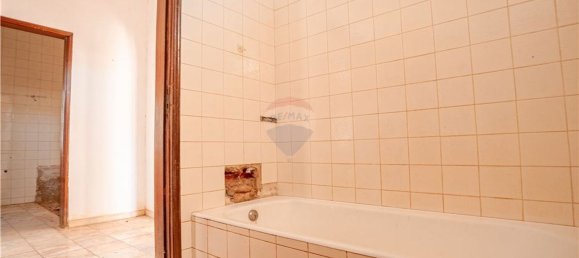 2 bedrooms House in Portimao, Portugal No. 37641 13