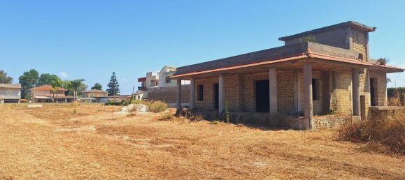 Villa de 6 habitaciónes en Giugliano in Campania, Italy No. 261129 4