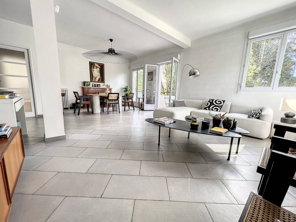 3 غرف نوم شقة في Garches, France رقم 144286