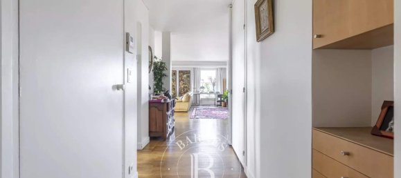 3 bedrooms Apartment in Boulogne-Billancourt, France No. 163780 8