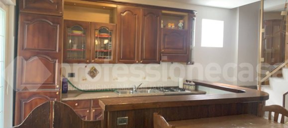 3 rooms Apartment in Castel di Sangro, Italy No. 174569 9