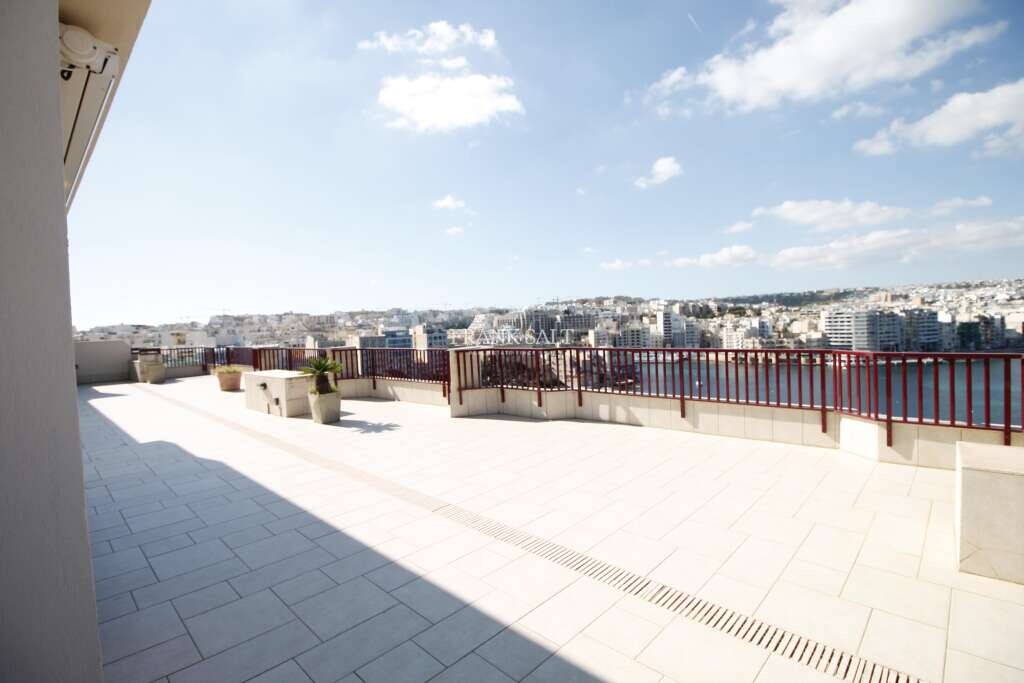 Пентхаус с 4 спальнями в Слима, Мальта № 3125