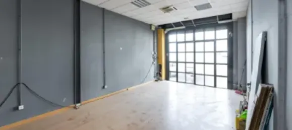 174m² Commercial property in Peligros, Spain No. 107842 9