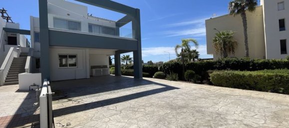 3 dormitorios apartamento en venta en Pervolia, Larnaka, Cyprus № 113868 2