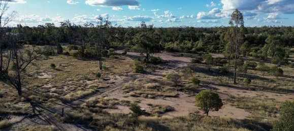 3 chambres Ferme à Wieambilla, Australia No. 228 4
