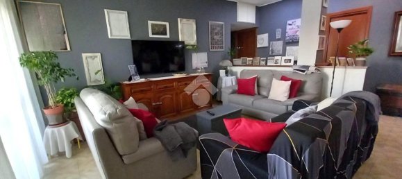 3-Zimmer Wohnung in Monza, Italy, Nr. 103507 2