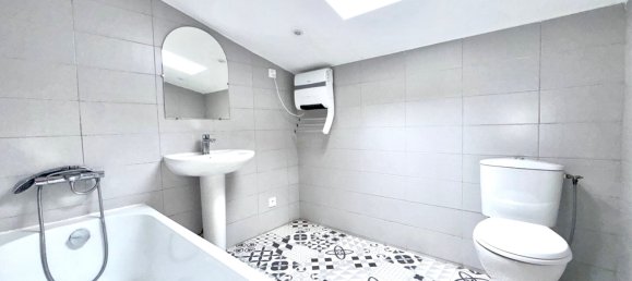 3 bedrooms Townhouse in Vaison-la-Romaine, France No. 190779 8