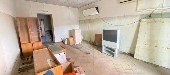 110m² Commercial property in Messina, Italy No. 150271 15