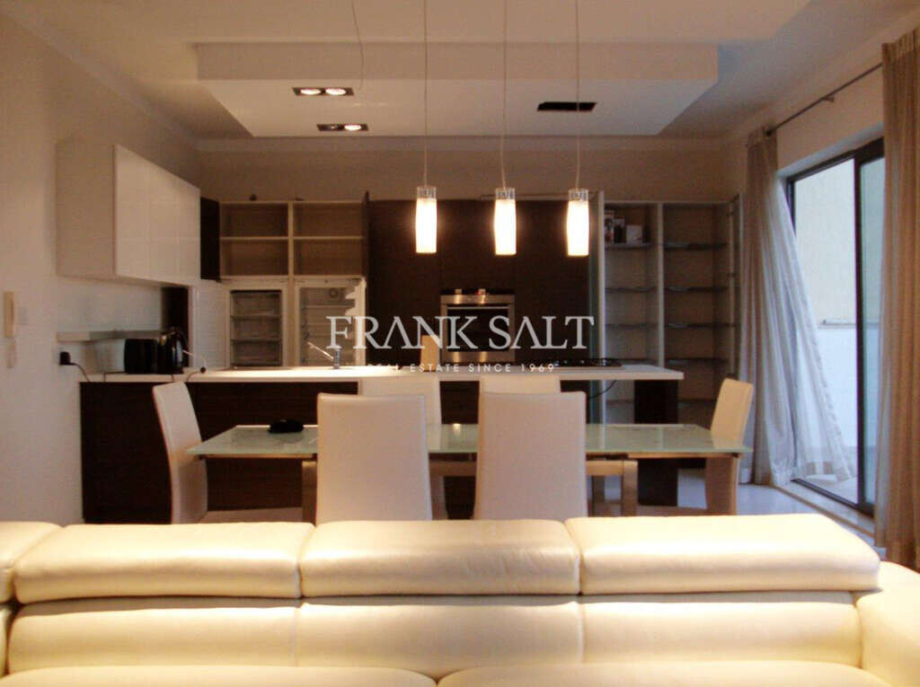 Квартира с 3 спальнями в Свийи, Мальта № 6647