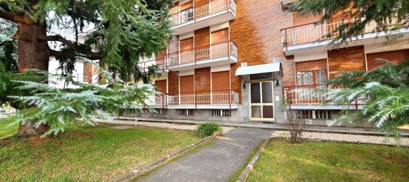 3 rooms Apartment in Bricherasio, Italy No. 29726 24