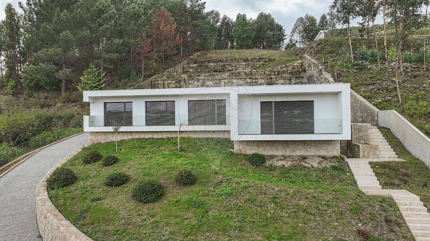 3 bedrooms House in Povoa de Lanhoso, Portugal No. 39203