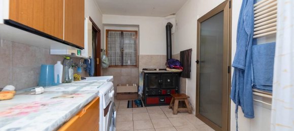 5 Schlafzimmer Haus in Cartoceto, Italy, Nr. 296207 12