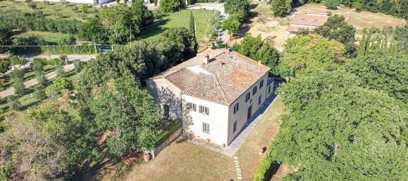 4 غرف نوم فيلا في Arezzo, Italy رقم 212 2