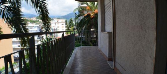 2 rooms Apartment in Sanremo, Italy No. 233698 5
