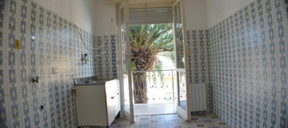 2 rooms Apartment in Sanremo, Italy No. 233698 4