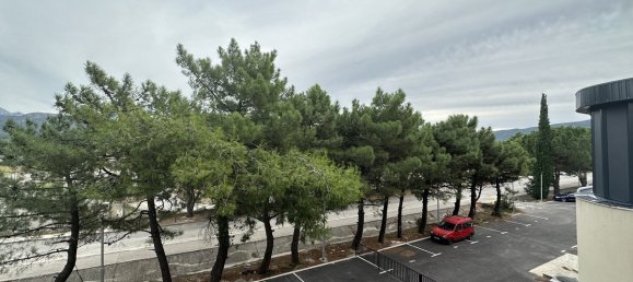 1 bedroom Apartment in Herceg Novi, Montenegro No. 435 11