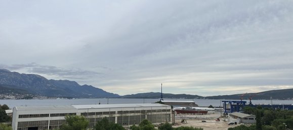 1 bedroom Apartment in Herceg Novi, Montenegro No. 435 10