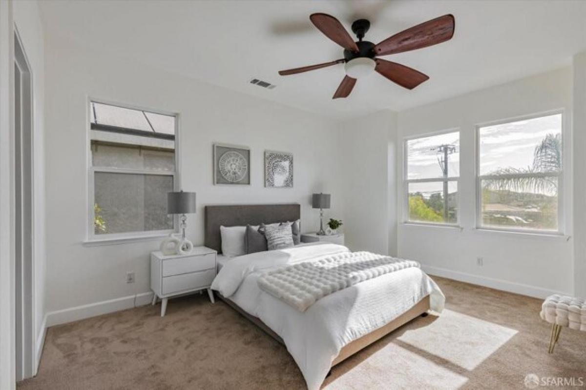 3 Schlafzimmer Haus in Oakley, USA, Nr. 411556