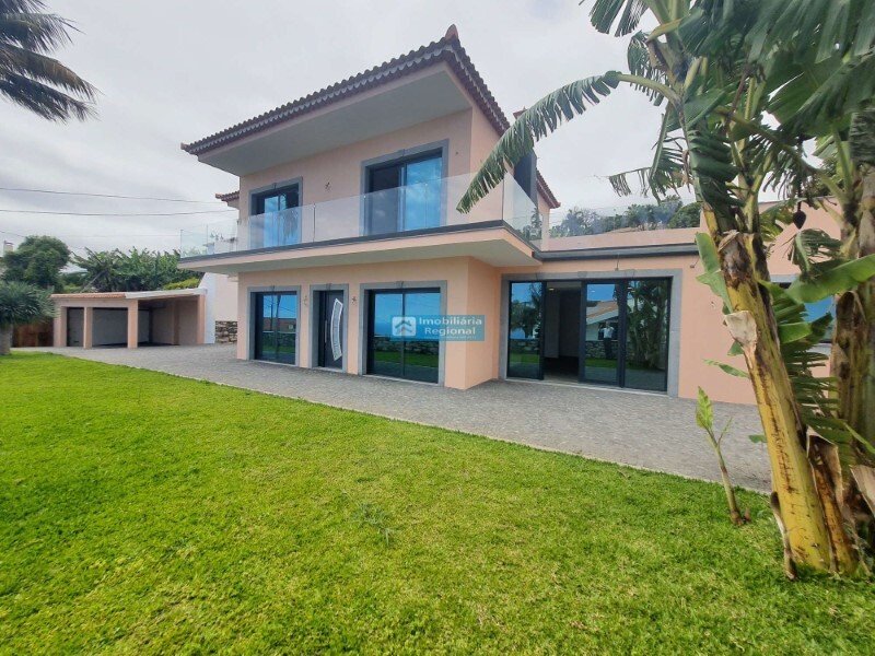 Villa T4 em Funchal, Portugal N.º 145022