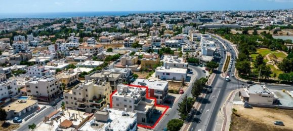 566m² propriété commerciale à vendre à Limassol, Cyprus № 24497 6