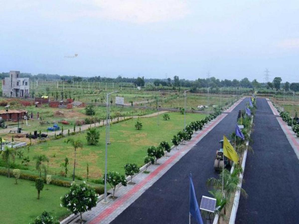  Land in Lucknow, India No. 31764