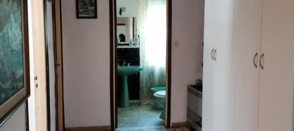 6 rooms Villa in Carrara, Italy No. 45683 15
