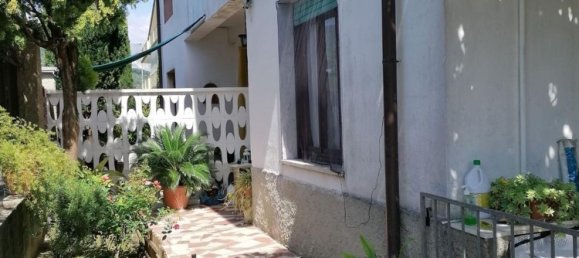 6 rooms Villa in Carrara, Italy No. 45683 17