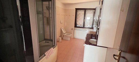 8-salle Villa à Guidonia Montecelio, Italy No. 186633 10