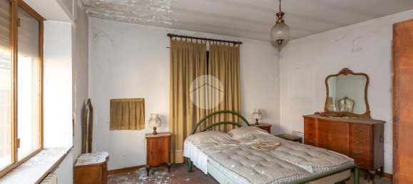 11 rooms House in Foglizzo, Italy No. 85241 5