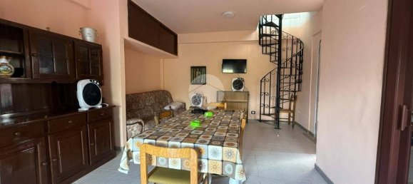 3 Schlafzimmer Wohnung in Scalea, Italy, Nr. 281012 4