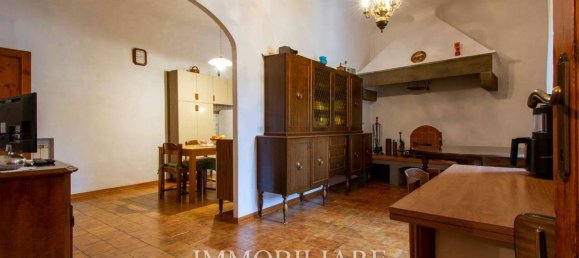 7 rooms Villa in Florence, Italy No. 192822 4