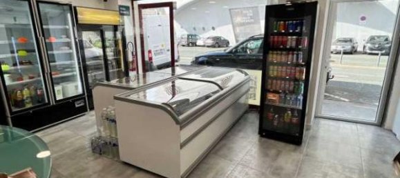 Edificio de 5 habitaciónes en Chateauroux, France No. 230003 11