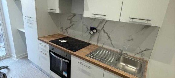 Edificio de 5 habitaciónes en Chateauroux, France No. 230003 6