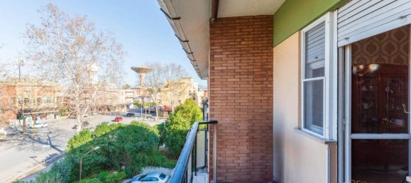 4-salle Appartement à Latina, Italy No. 62787 8