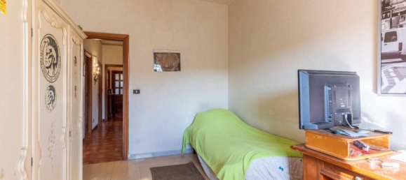 4-salle Appartement à Latina, Italy No. 62787 24