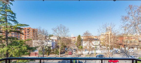 4-salle Appartement à Latina, Italy No. 62787 6