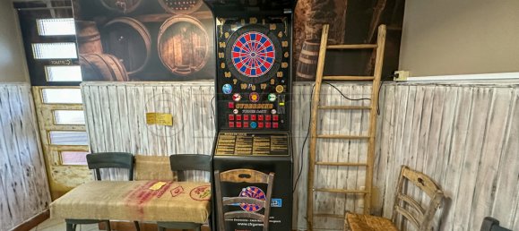 131m² Commercial property in Udine, Italy No. 145629 15