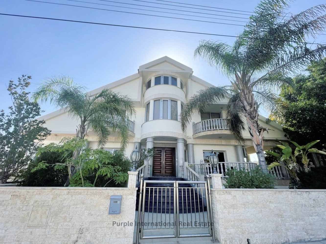 7 bedrooms Villa in Agios Athanasios, Cyprus No. 22554