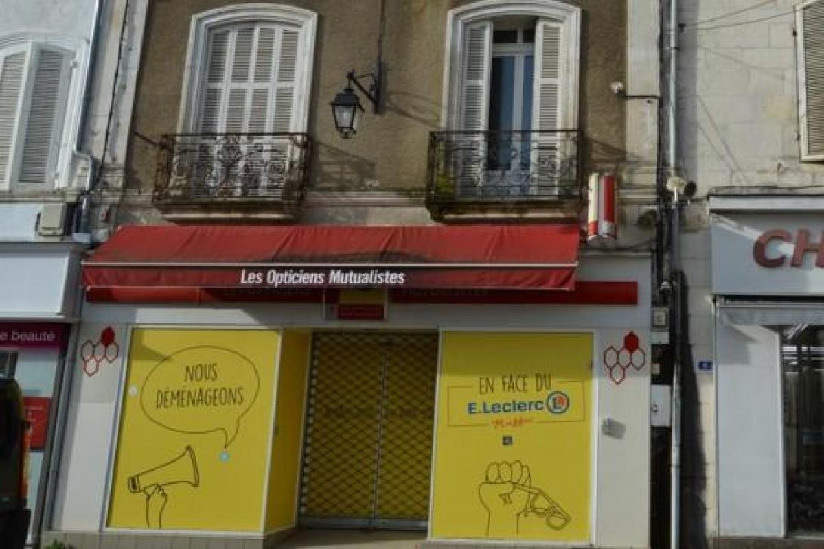 4 bedrooms Shop in Ruffec, France No. 18992